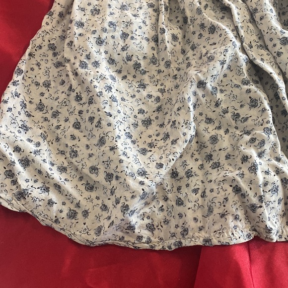 Floral Brandy Melville Skirt - Picture 5 of 8
